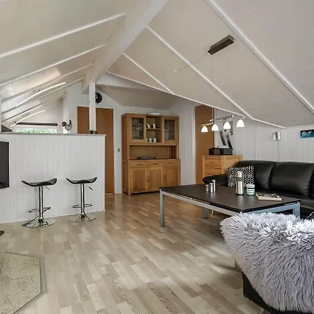 C11741-hemmet-kosigvaenget-12 * Falen